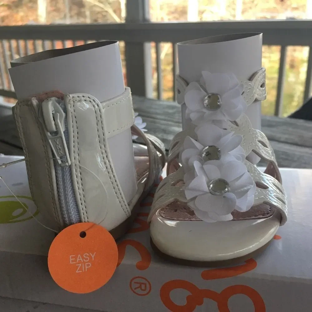 Jumping Beans White Floral Gladiator Sandals‎ With Rhinestones New 9 Toddler New